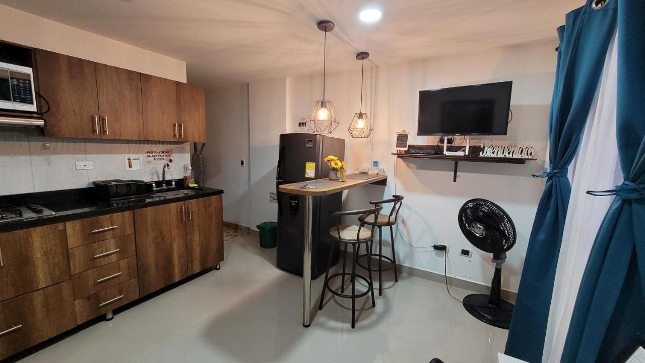 Andaliving Niquia Apartaestudio Lägenhet Bello Exteriör bild